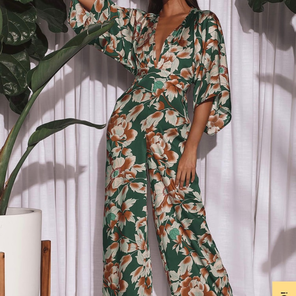 Lulus wide leg jumpsuit